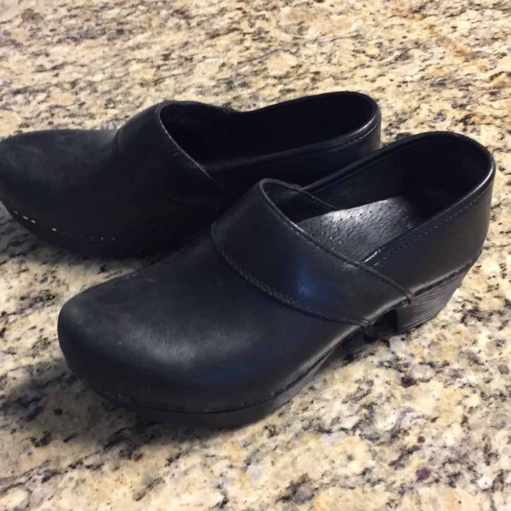 Dansko Black leather Professional clogs size 7